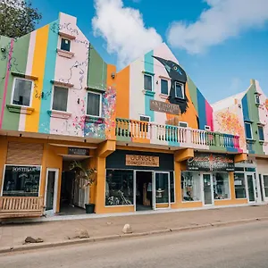 bon-business-hotel.comcaribbean.com/