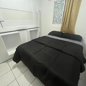 https://apt-flat-manguezal.portodegalinhashotels.com